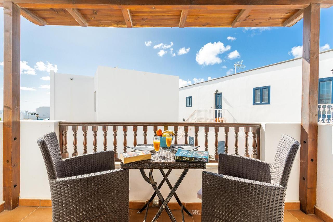 Casa Lili - Shared Pool - Close To Seafront Promenade - Sea Views From Upper Terrace Пунта-де-Мухерес Экстерьер фото